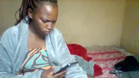 juicyicequeen online show from March 18, 2:47 am