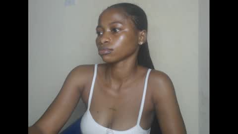juicypiexx online show from January 18, 6:24 am