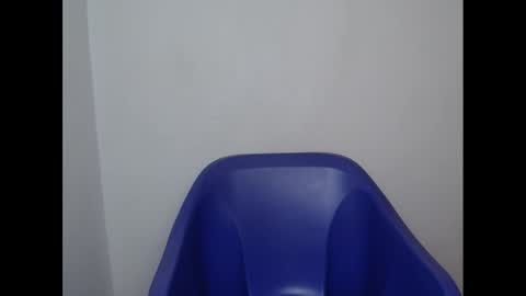 juicyxpink online show from February 16, 11:49 am