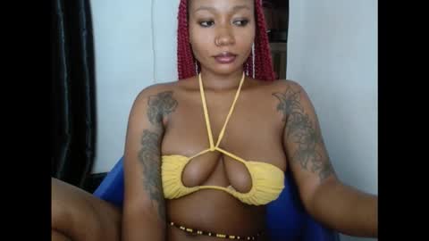 juicyxpink online show from October 5, 11:13 pm