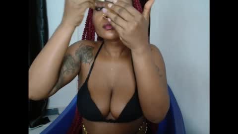 juicyxpink online show from October 6, 11:24 pm