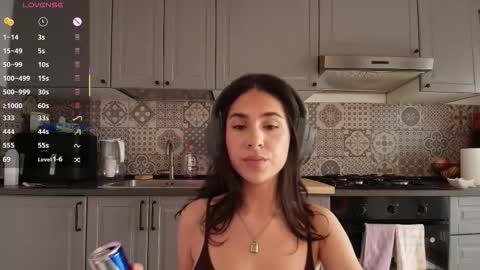 Juicy online show from October 25, 11:29 am