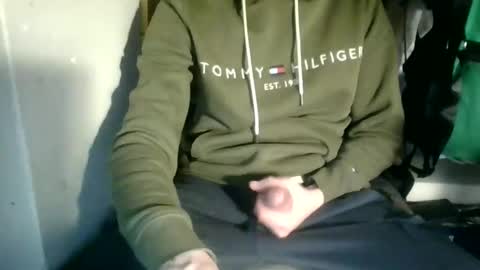 Snapshot of juju78juju chatting on February 3, 11:47 pm juju78juju online show from February 3, 11:47 pm