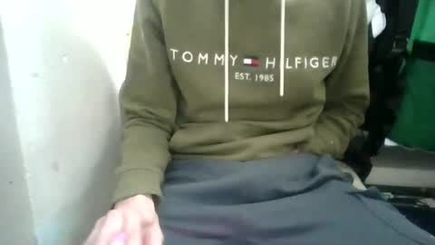 Snapshot of juju78juju chatting on February 4, 10:32 am juju78juju online show from February 4, 10:32 am