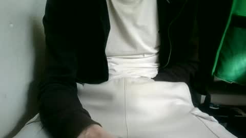 Snapshot of juju78juju chatting on February 26, 11:09 am juju78juju online show from February 26, 11:09 am