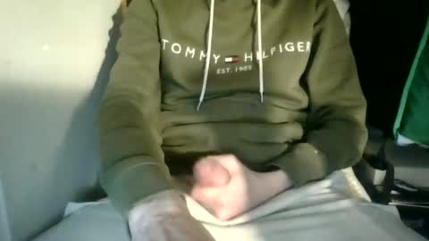Snapshot of juju78juju chatting on March 1, 7:04 pm juju78juju online show from March 1, 7:04 pm