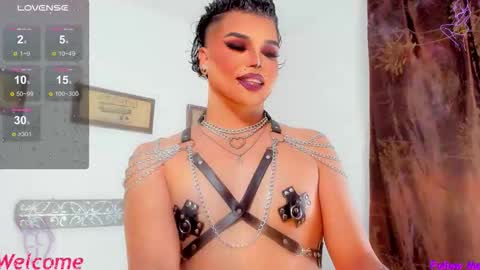 Jujubee online show from October 31, 2:18 pm