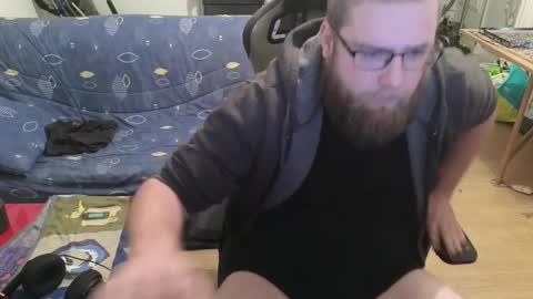 Snapshot of julcs chatting on January 23, 5:21 pm Julcs online show from January 23, 5:21 pm