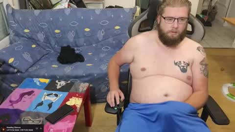 Snapshot of julcs chatting on October 25, 5:08 pm Julcs online show from October 25, 5:08 pm