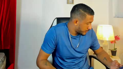 jules_crof300 online show from June 9, 1:34 pm