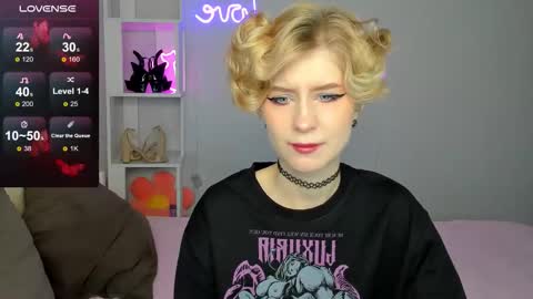 Jules online show from October 3, 12:40 am