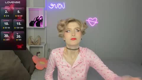 Jules online show from October 10, 12:42 am