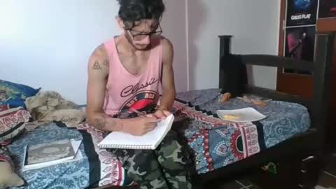 Snapshot of julfigo chatting on December 5, 11:38 am Julfigo online show from December 5, 11:38 am