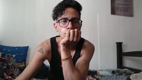 Snapshot of julfigo chatting on January 21, 7:28 pm Julfigo online show from January 21, 7:28 pm