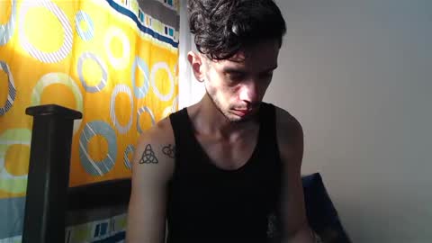 Snapshot of julfigo chatting on February 7, 12:39 pm Julfigo online show from February 7, 12:39 pm