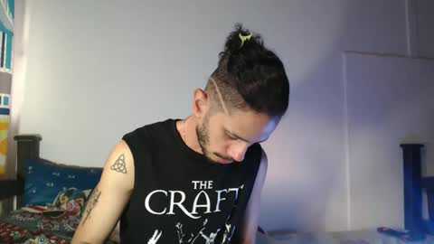 Julfigo online show from October 15, 11:10 am