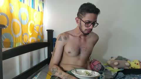 Julfigo online show from February 3, 6:02 pm