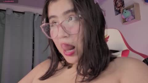 Juliana online show from December 5, 4:32 am