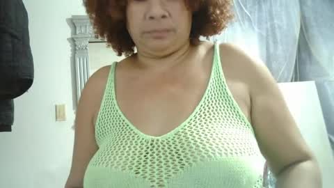 julia77_ online show from April 1, 2:34 am