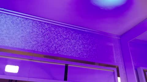 Snapshot of julia_sm chatting on March 31, 11:32 am julia_sm online show from March 31, 11:32 am