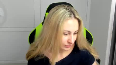 Julia online show from July 3, 7:48 am