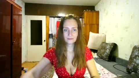 juliaa_foxi online show from April 4, 6:27 pm