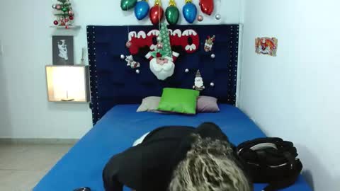 Julia online show from December 15, 12:38 pm