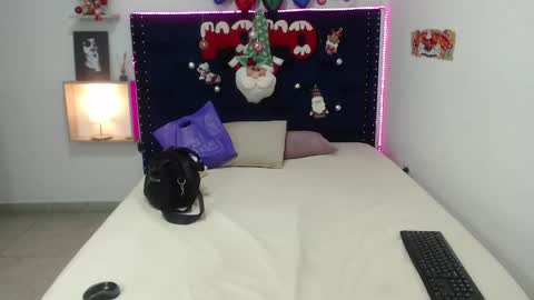 Julia online show from December 22, 11:11 am
