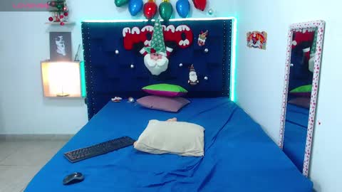 Julia online show from January 7, 6:24 pm
