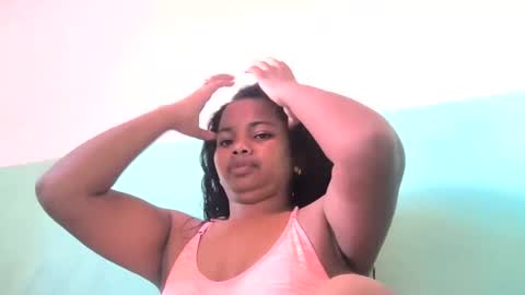 juliah02 online show from January 31, 5:40 am