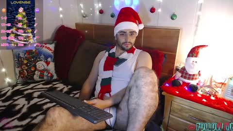 Julian online show from December 22, 1:01 am