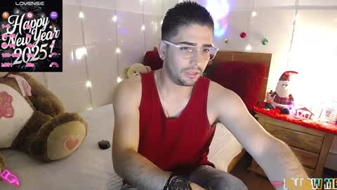 Julian online show from December 30, 7:53 pm