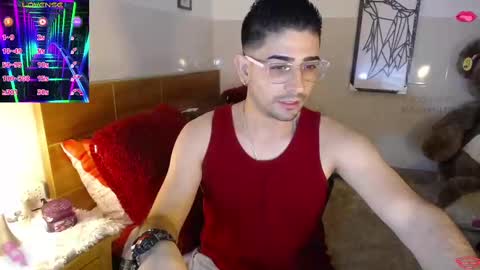 Julian online show from March 3, 3:20 pm