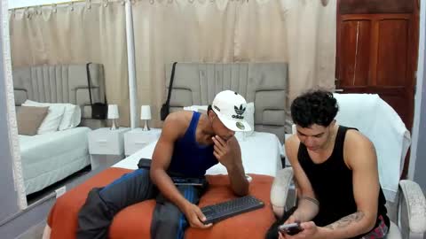 Snapshot of julian_billy chatting on January 4, 2:25 pm julian billy online show from January 4, 2:25 pm