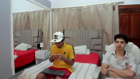 Snapshot of julian_billy chatting on January 25, 5:51 pm julian billy online show from January 25, 5:51 pm