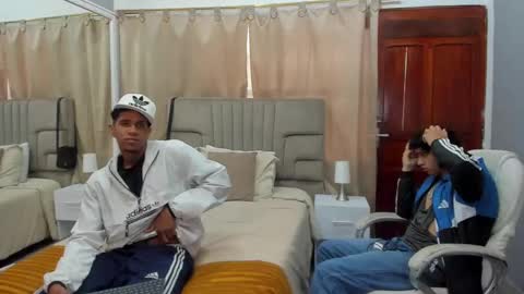 Snapshot of julian_billy chatting on March 8, 2:19 pm julian billy online show from March 8, 2:19 pm