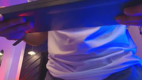 Snapshot of julian_mercier chatting on March 3, 11:16 am JULIAN online show from March 3, 11:16 am