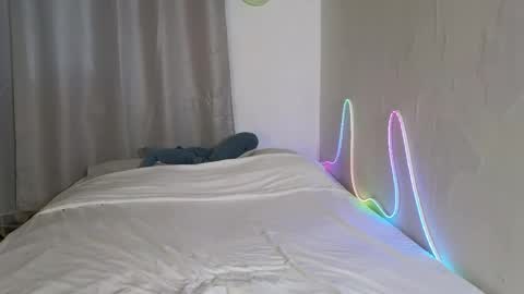 Eren online show from April 2, 12:30 am