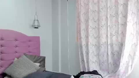 juliana12_ls online show from September 24, 3:37 pm