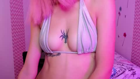 juliana online show from October 10, 1:10 pm