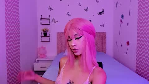 juliana online show from October 20, 1:00 pm