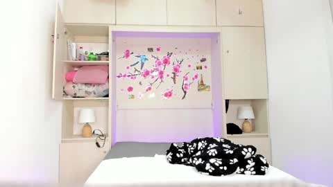 julianablaze online show from April 2, 4:10 am