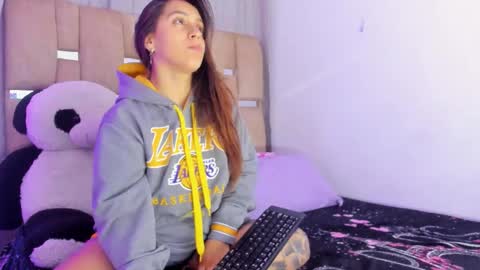 Snapshot of julianacarter chatting on October 12, 2:05 pm JulianaCarter online show from October 12, 2:05 pm