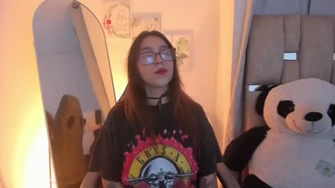 Snapshot of julianacarter chatting on November 15, 7:54 pm JulianaCarter online show from November 15, 7:54 pm