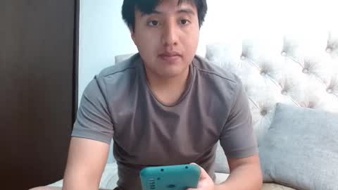 Julian online show from March 22, 6:55 pm