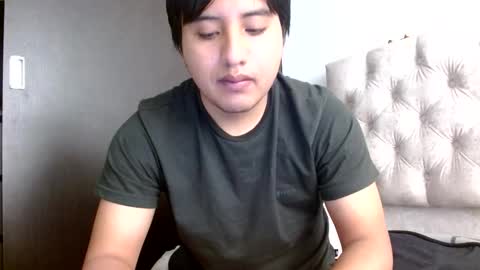 Julian online show from May 11, 2:34 pm