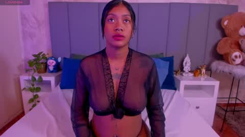 juli online show from February 14, 3:43 am