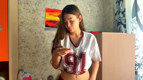 Viola online show from May 12, 1:25 am