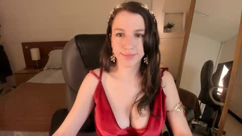 Snapshot of julianne__ chatting on March 9, 7:56 am Julianne online show from March 9, 7:56 am