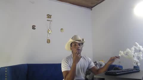 Juliann online show from October 8, 2:58 pm